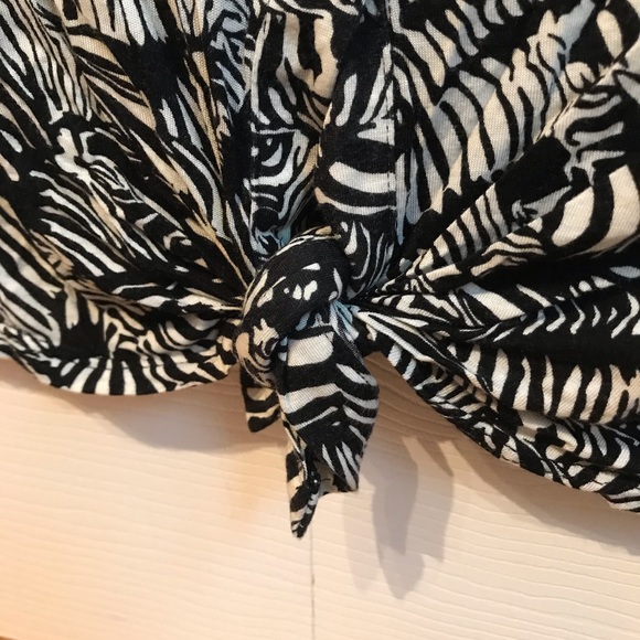 Zebra Print Tie Blouse - Picture 2 of 4